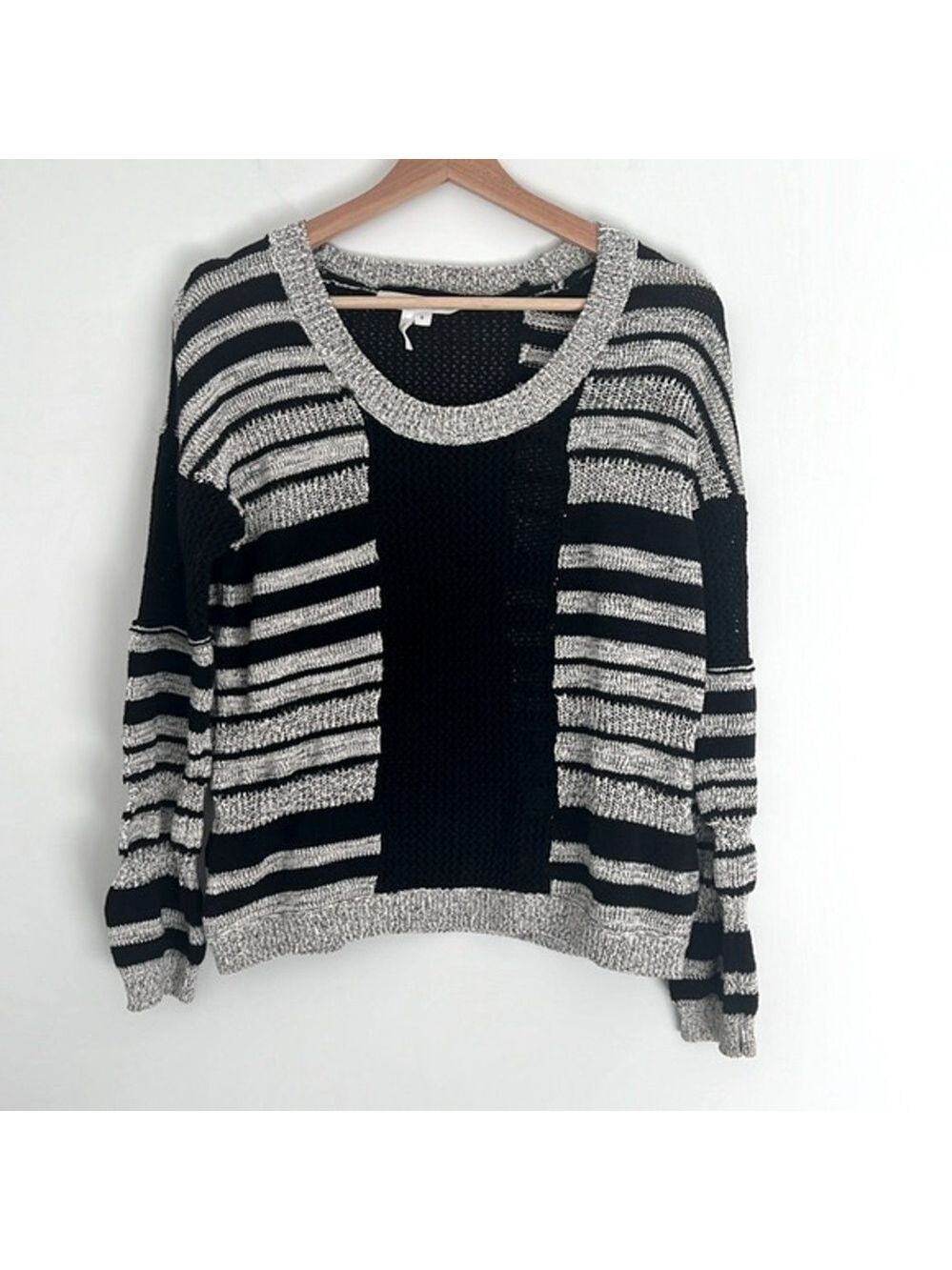 BCBGeneration Knit Sweater Long Sleeves Striped Black Grey  Size Small